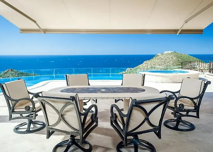 Villa Azure, Cabos